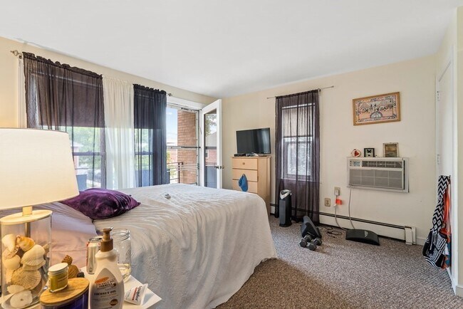 71 Silver Lake Ave, Unit 71 silver lake