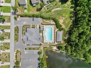 183 Falls Creek Dr in Spring Lake, NC - Building Photo - Building Photo
