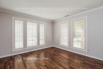 18749 Vista Del Sol in Dallas, TX - Building Photo - Building Photo