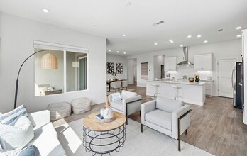 200 Chinook Dr in Brentwood, CA - Building Photo - Building Photo