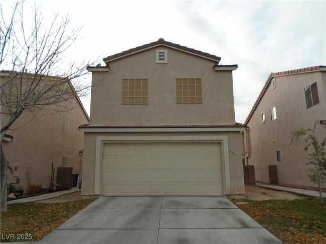 5371 Hanging Tree Ln in Las Vegas, NV - Building Photo - Building Photo
