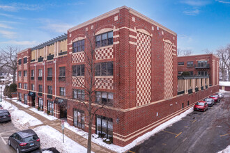 Verona in Wilmette, IL - Building Photo - Building Photo