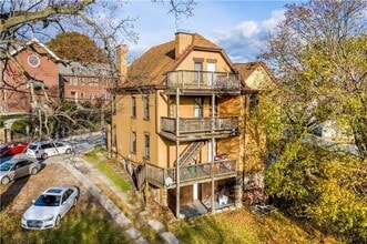 2622 Churchview Ave in Pittsburgh, PA - Building Photo - Building Photo