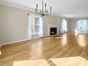 4453 Newberry St in Wayne, MI - Foto de edificio - Building Photo