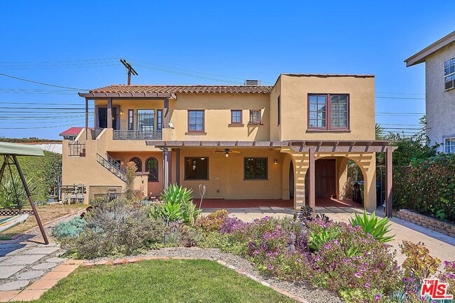 1076 West Blvd in Los Angeles, CA - Building Photo - Building Photo