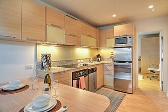The Regency Apartment Homes in Tempe, AZ - Building Photo - Building Photo