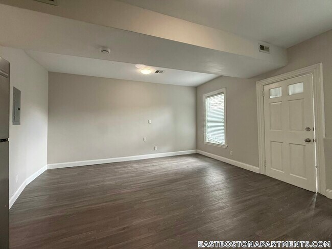 133 Eutaw St in Boston, MA - Building Photo - Building Photo