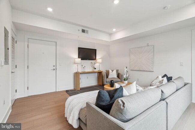 property at 2000 Dreer St