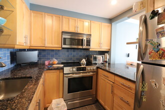 170 Gore St, Unit #209 in Cambridge, MA - Foto de edificio - Building Photo