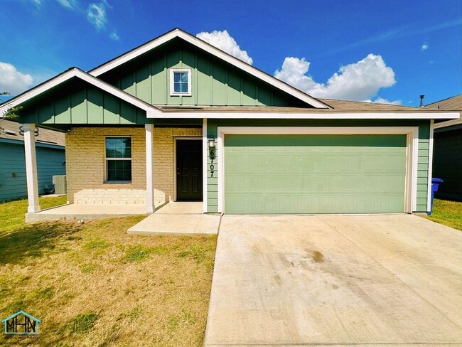 property at 6707 Hibiscus Falls