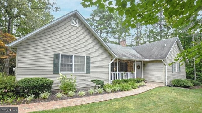 property at 44752 Green Acre Ln