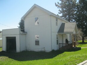 1545 Crescent Ave in Klamath Falls, OR - Building Photo - Building Photo