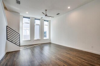 2170 Bennett Ave in Dallas, TX - Building Photo - Building Photo