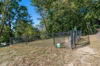 Hilltop BP4 in Poughkeepsie, NY - Building Photo - Building Photo