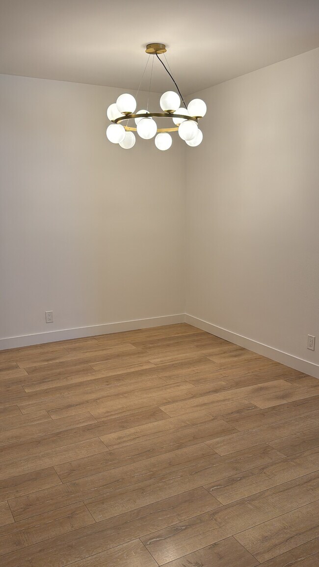 10021 Tabor St, Unit Apt 106 in Los Angeles, CA - Building Photo - Building Photo