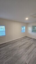 4938 Wrightsville Ave in Wilmington, NC - Building Photo - Building Photo