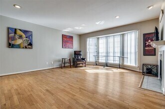 3100 Cole Ave in Dallas, TX - Building Photo - Building Photo