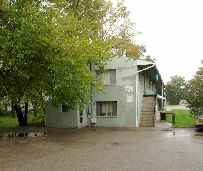 3799 Cleveland Ave in Columbus, OH - Foto de edificio - Building Photo