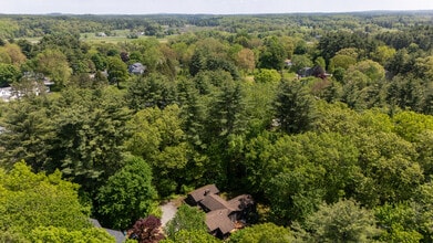 32 Fern St in Concord, MA - Foto de edificio - Building Photo