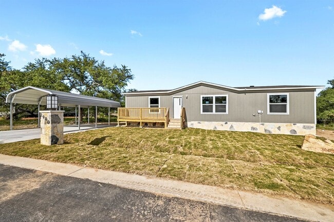 property at 1900 Colonneh