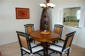 5300 Jimmy Buffett Mem Hwy in Indian River Shores, FL - Building Photo - Building Photo