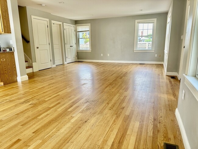 44 Marla Cir, Unit 2 in Newton, MA - Building Photo - Building Photo