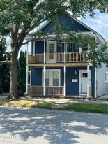 75 Union St in Saratoga Springs, NY - Building Photo