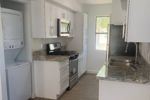73530 Catalina Way, Unit info@twelve14.com in Palm Desert, CA - Building Photo