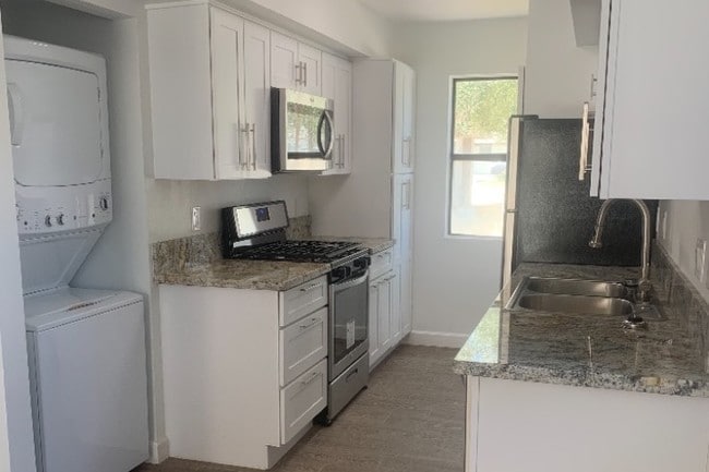 73530 Catalina Way, Unit info@twelve14.com