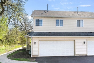 712 Morris Ct in Lakemoor, IL - Building Photo - Building Photo