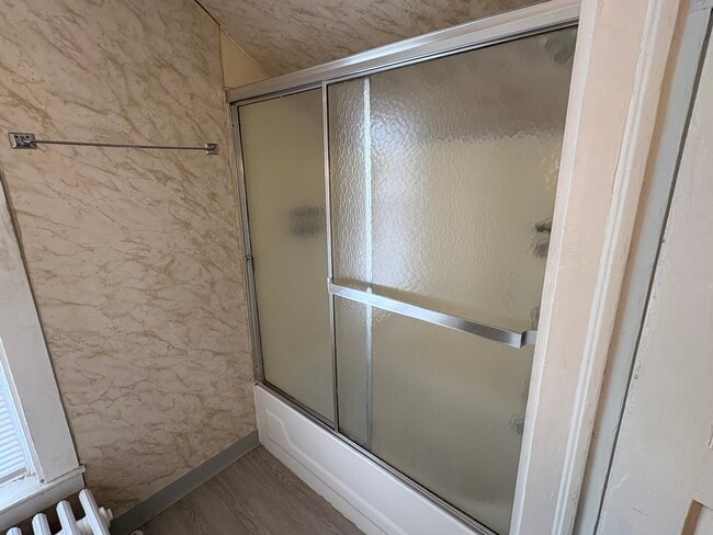 315 E Davenport St in Iowa City, IA - Building Photo - Building Photo