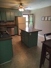 1000 Long Meadows Dr in Lynchburg, VA - Building Photo - Building Photo