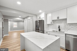 3406 Louth Rd in Dundalk, MD - Building Photo - Building Photo
