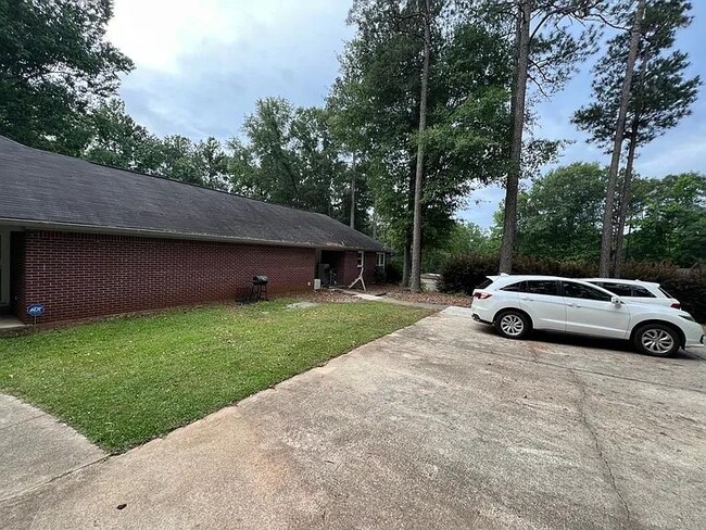property at 1088 Pierce Rd