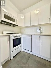 666 Spadina Ave. in Toronto, ON - Building Photo - Building Photo