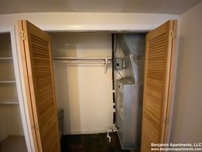 1161 Commonwealth Ave, Unit 7 in Boston, MA - Building Photo - Building Photo