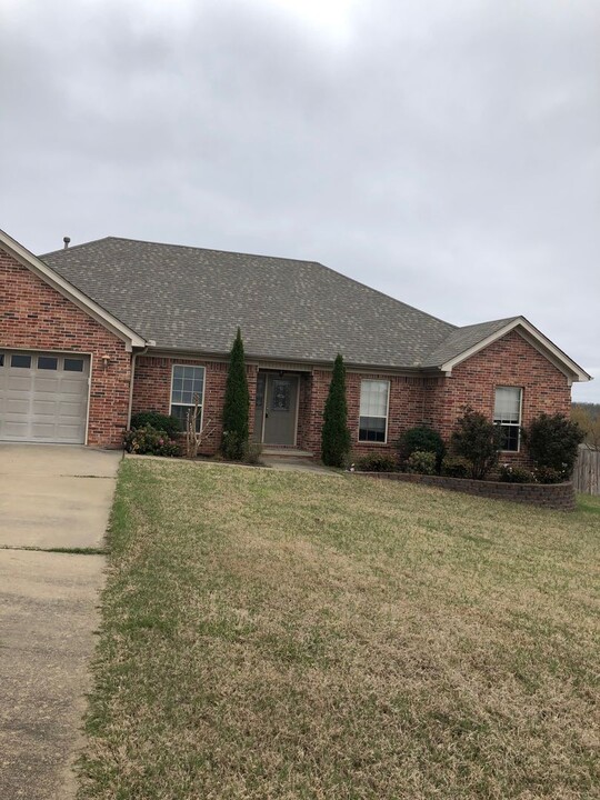 15 Chetay Dr in Cabot, AR - Foto de edificio