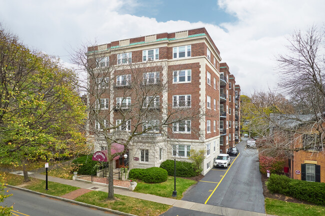 The Algonquin in Rochester, NY - Building Photo - Building Photo