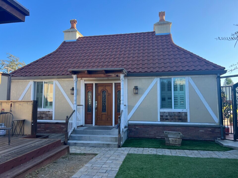1140 Tuolumne St, Unit #2 in Vallejo, CA - Foto de edificio