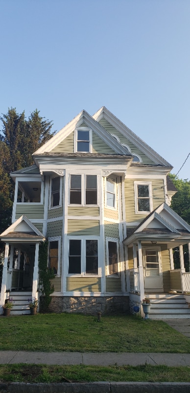 property at 517 Park Ave