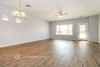 10237 W Wier Ave in Tolleson, AZ - Building Photo - Building Photo