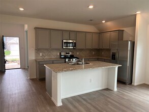 3711 McCrary Falls Wy in Richmond, TX - Building Photo - Building Photo