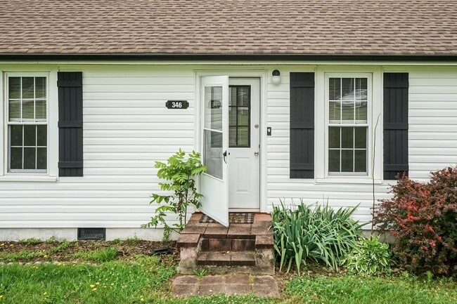 346 Clyde Pearce Rd in Zebulon, NC - Building Photo - Building Photo