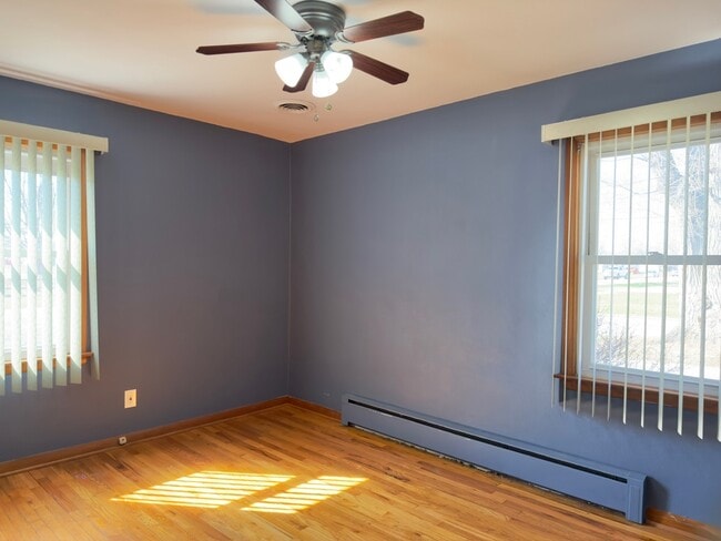 1311 Theodore St in Loves Park, IL - Building Photo - Building Photo