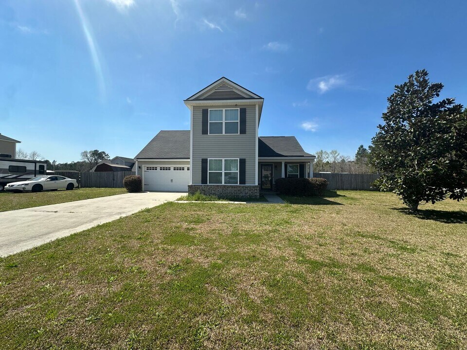 109 Black Gum Dr in Springfield, GA - Building Photo