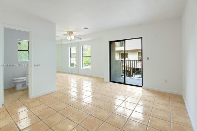 3099 Bird Ave in Miami, FL - Building Photo - Building Photo