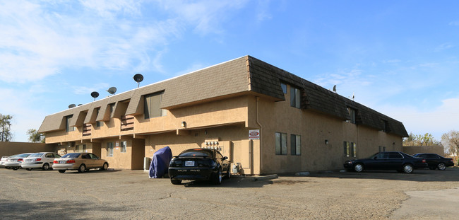 Foxx Apartments in Marysville, CA - Building Photo - Building Photo