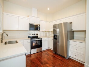 6750 Diamond Glen Dr in Reno, NV - Foto de edificio - Building Photo