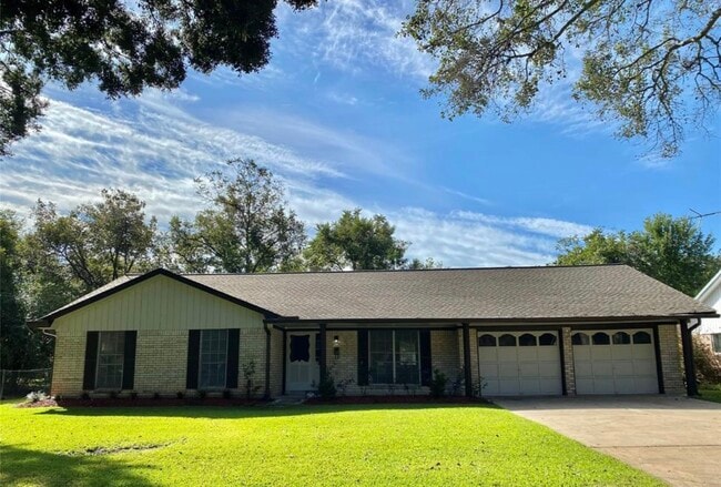 property at 1116 Frances Dr