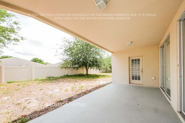 15444 Long Cypress Dr in Ruskin, FL - Building Photo - Building Photo